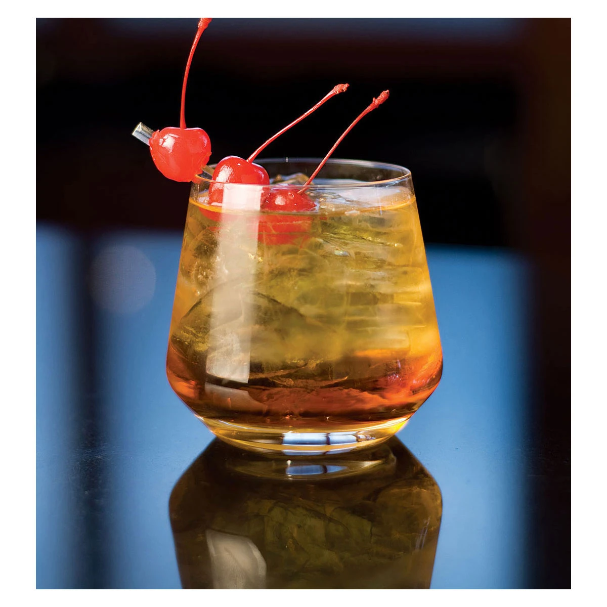 Schott Zwiesel Tritan Crystal, Pure Crystal Whiskey Glass, Single 4 Schott Zwiesel Tritan Crystal, Pure Crystal Whiskey Glass, Single - Image 3