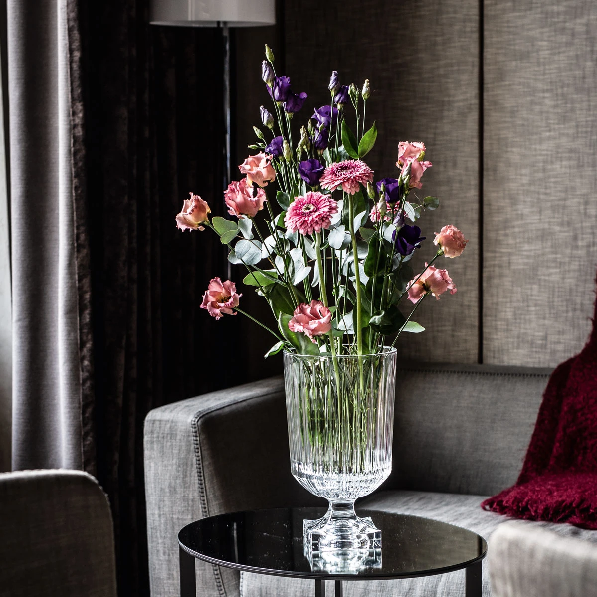 Nachtmann Minerva 12" Footed Vase 5 Nachtmann Minerva 12" Footed Vase - Image 3